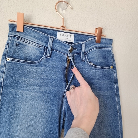 FRAME Le High Straight Jeans in Oshea raw hem size 24 - Picture 9 of 12